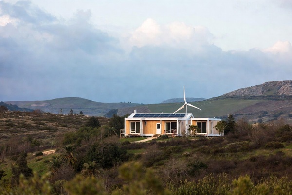 The Shift Toward Off-Grid Electrical Concepts and Autonomy